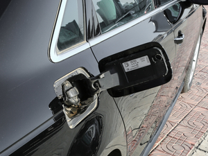 2017Plus 40 TFSI r(sh) w