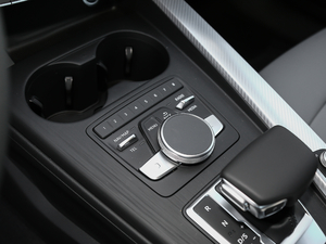 2017Plus 40 TFSI r {(dio)(ji)