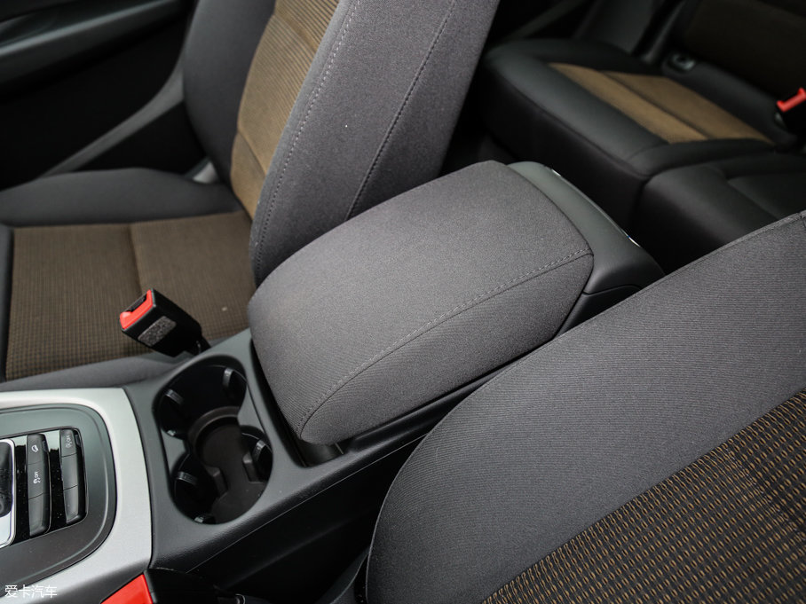 2017?yun)WQ5 40 TFSI M(jn)ȡ