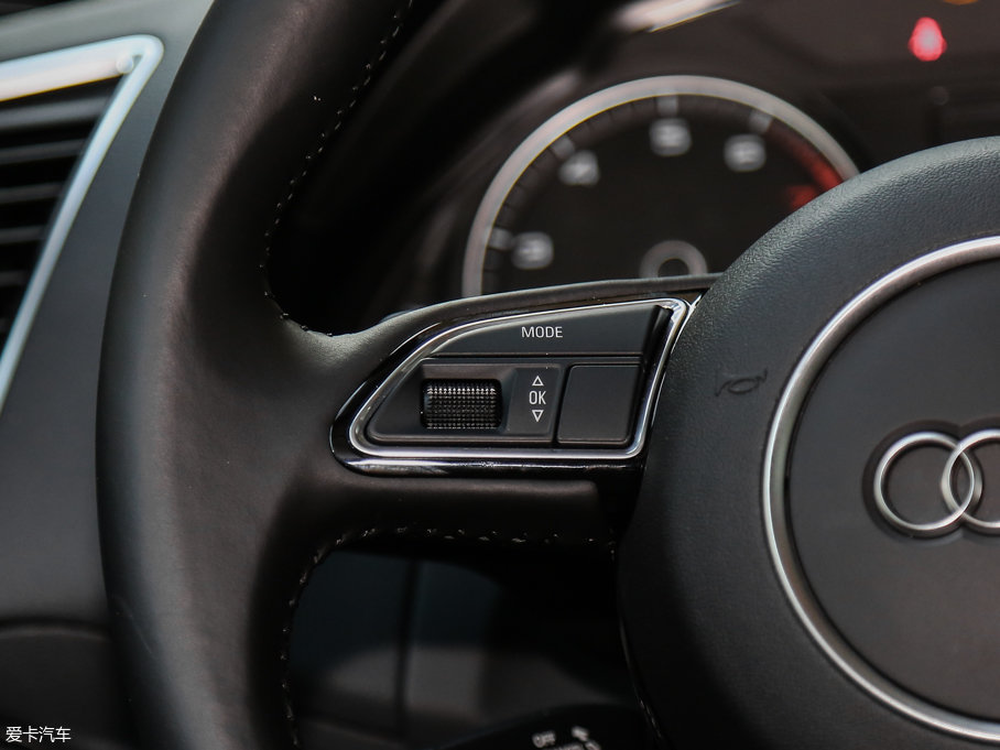 2017WQ5 40 TFSI g(sh)