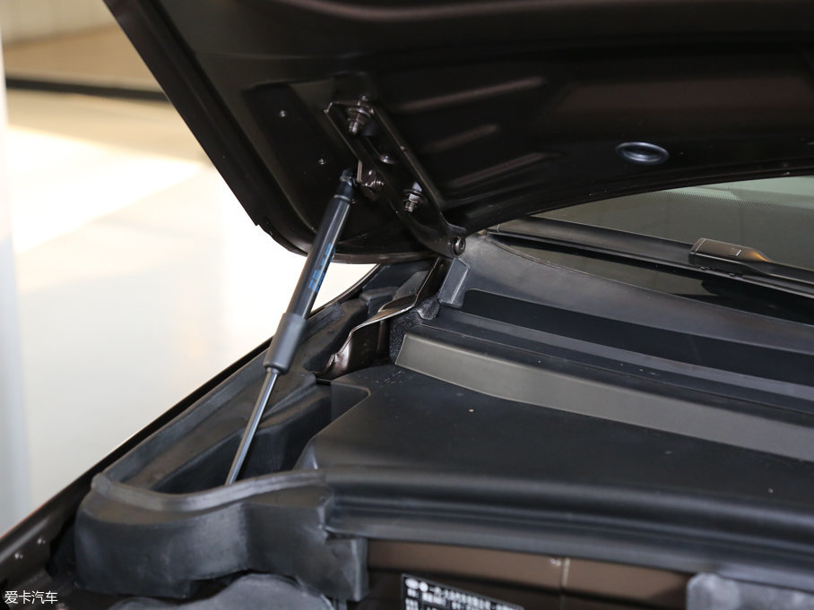 2017WQ5 40 TFSI g(sh)