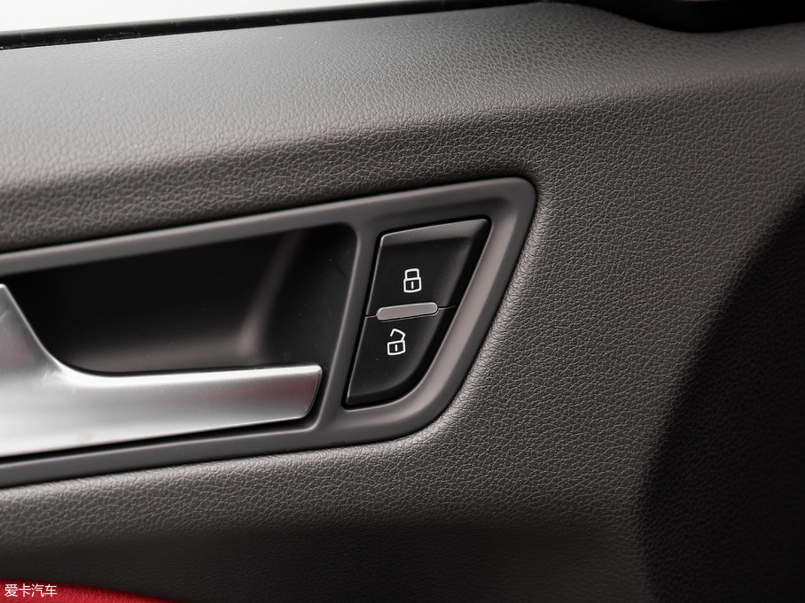 2017WQ5 Plus 40 TFSI g