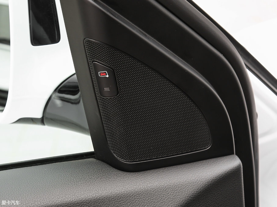 2017WQ5 Plus 40 TFSI g