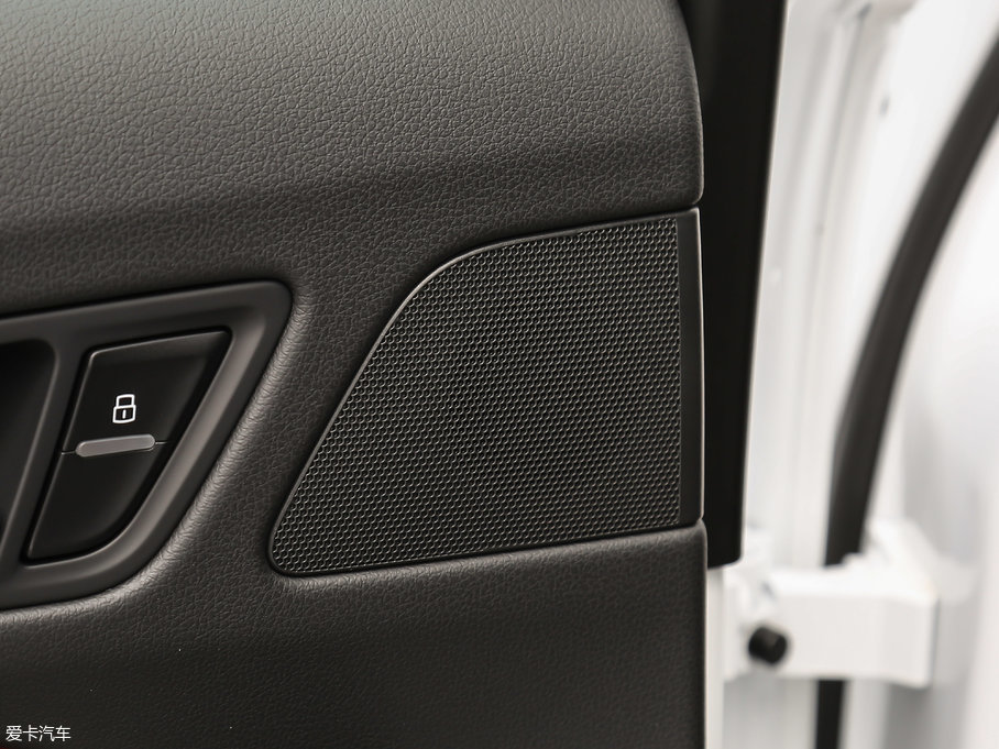 2017WQ5 Plus 40 TFSI g