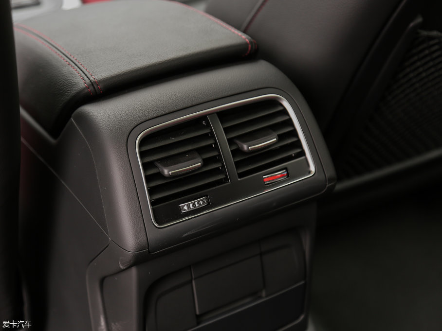 2017WQ5 Plus 40 TFSI g