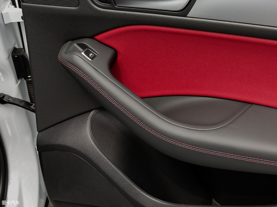 2017WQ5 Plus 40 TFSI g