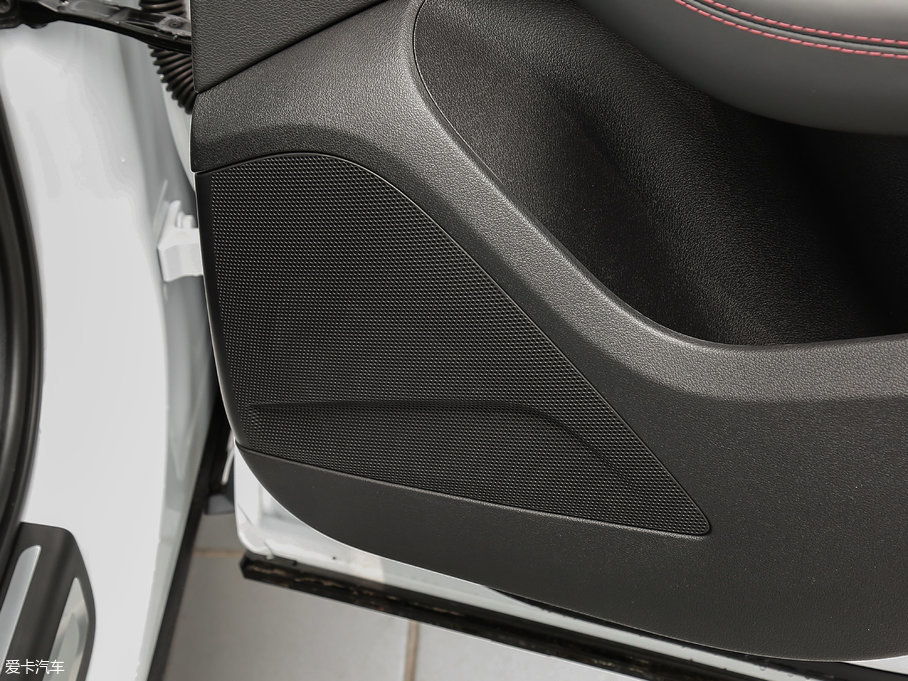 2017WQ5 Plus 40 TFSI g