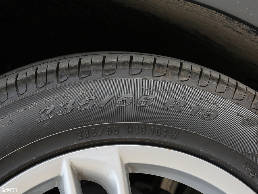 2017WQ5 Plus 40 TFSI g