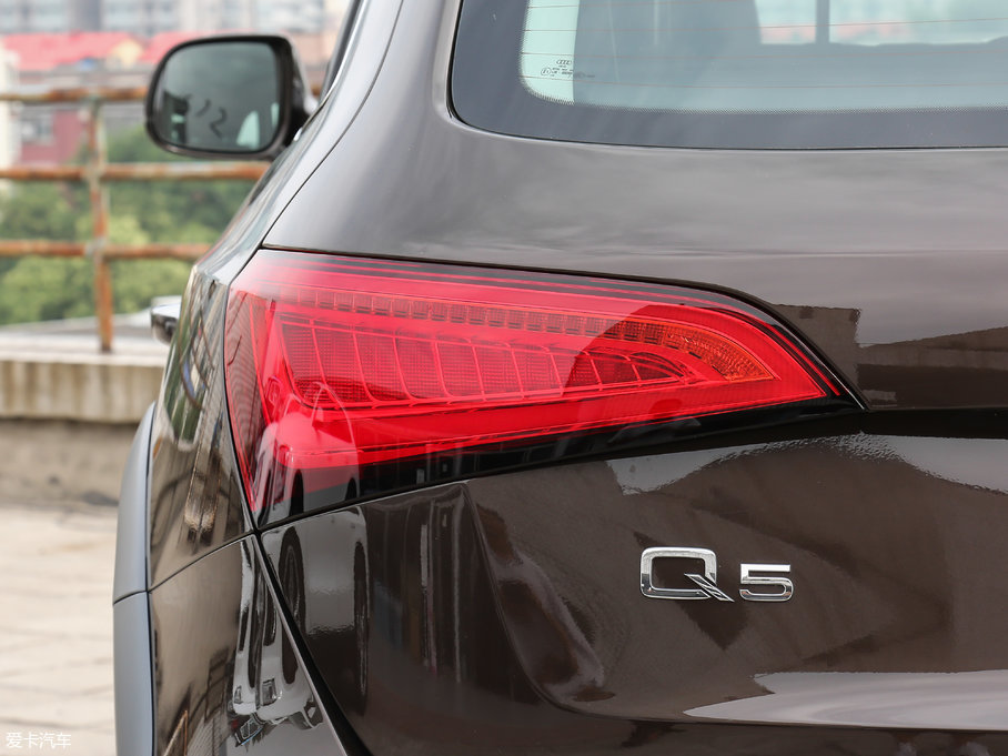 2017WQ5 Plus 40 TFSI g