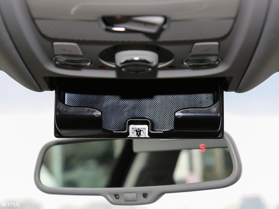 2017?yun)WQ5 Plus 40 TFSI g(sh)