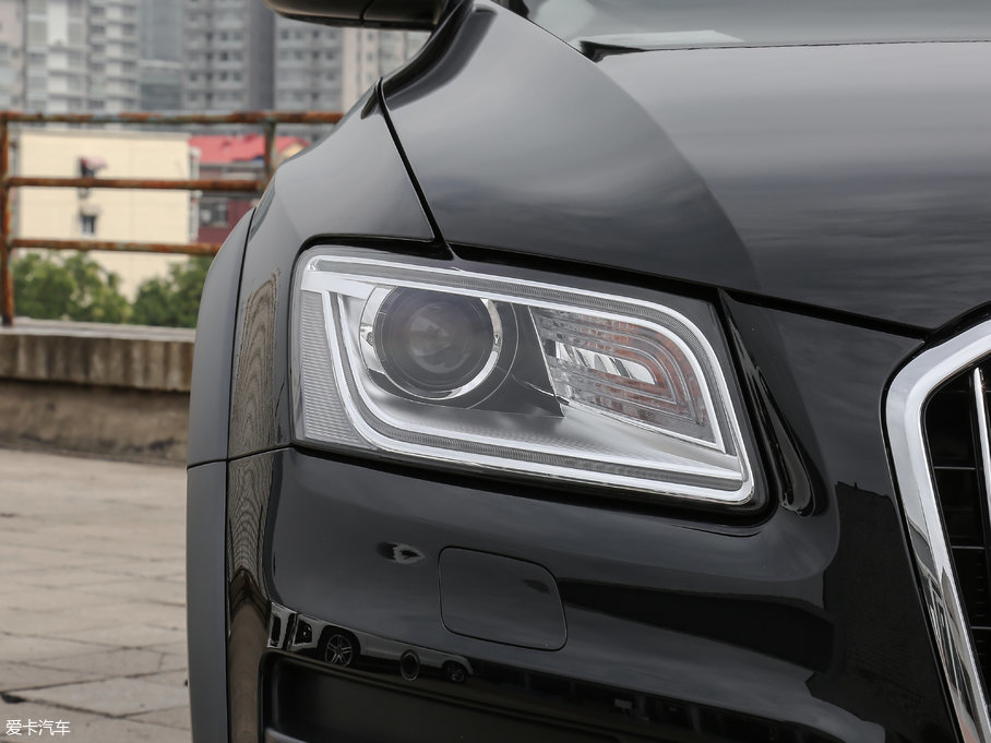 2017WQ5 Plus 40 TFSI g