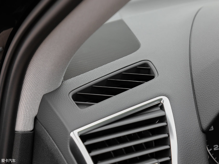 2017WQ5 Plus 40 TFSI g