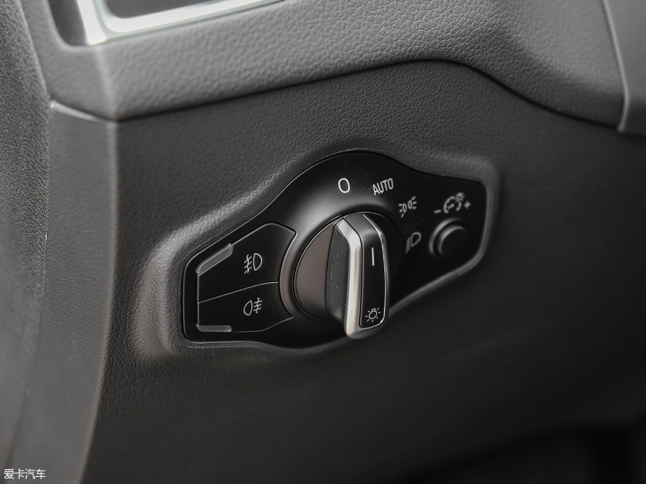 2017WQ5 Plus 40 TFSI g