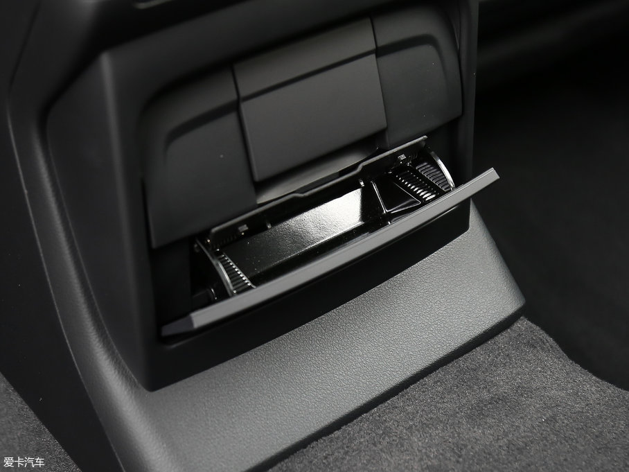 2017WQ5 Plus 40 TFSI g