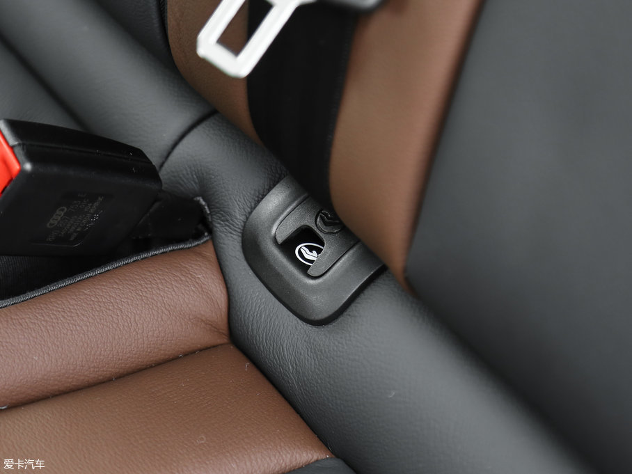 2017WQ5 Plus 40 TFSI g