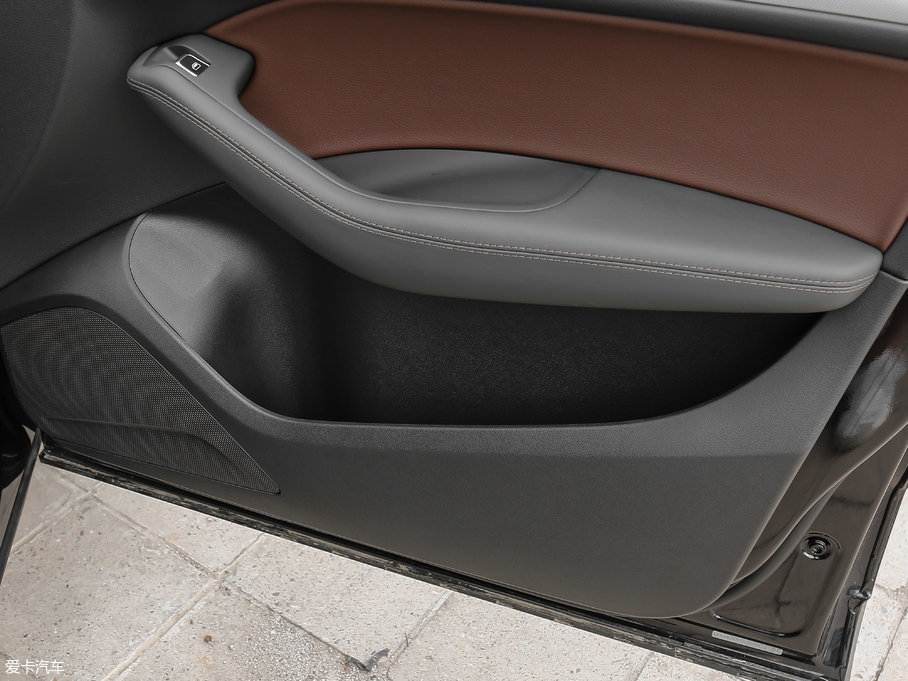 2017WQ5 Plus 40 TFSI g(sh)