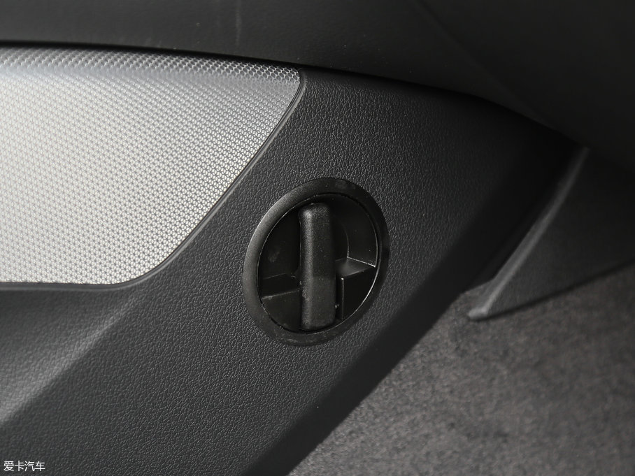 2017WQ5 Plus 40 TFSI g