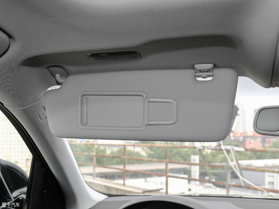 2017WQ5 Plus 40 TFSI g