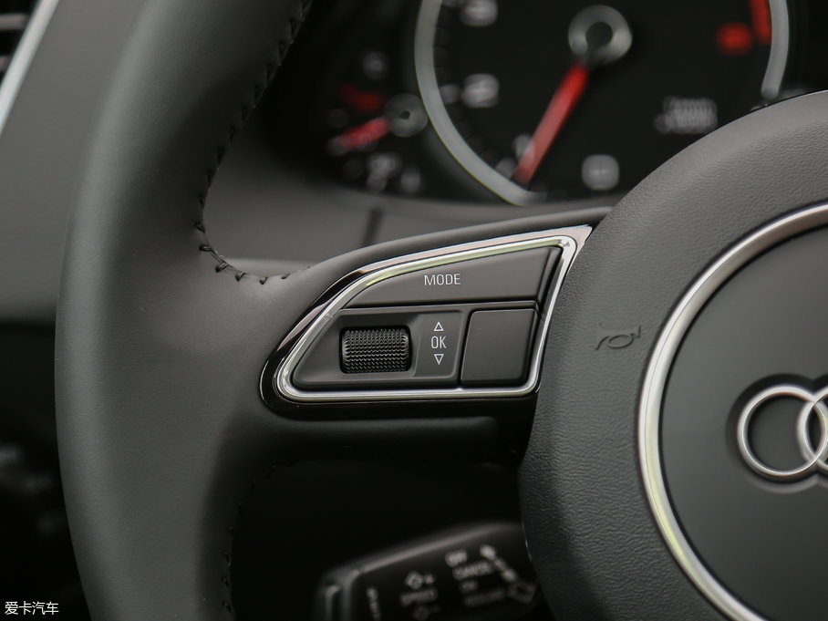 2017WQ5 Plus 40 TFSI g