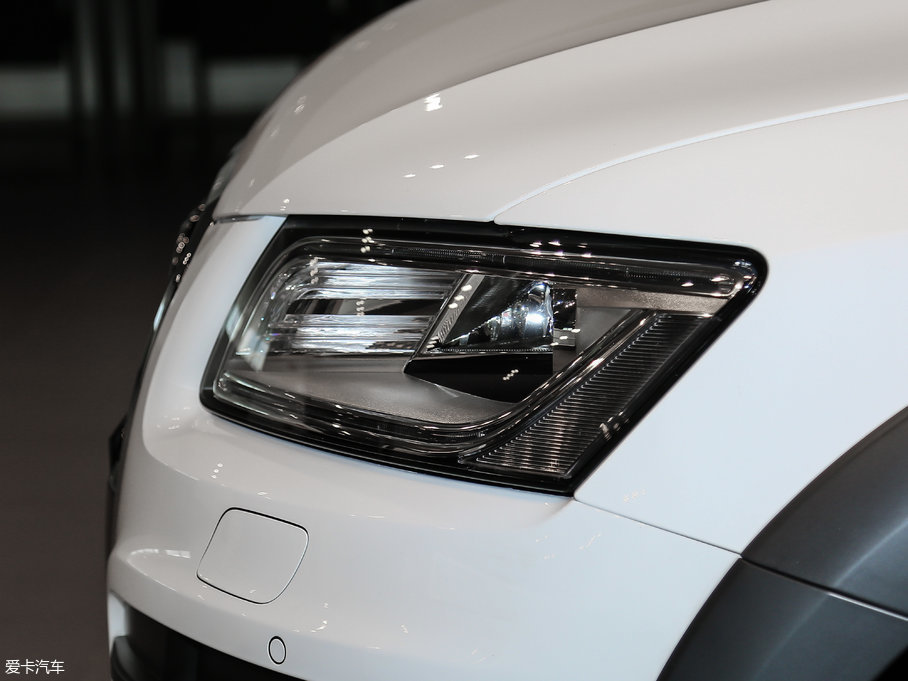 2017WQ5 Plus 40 TFSI A