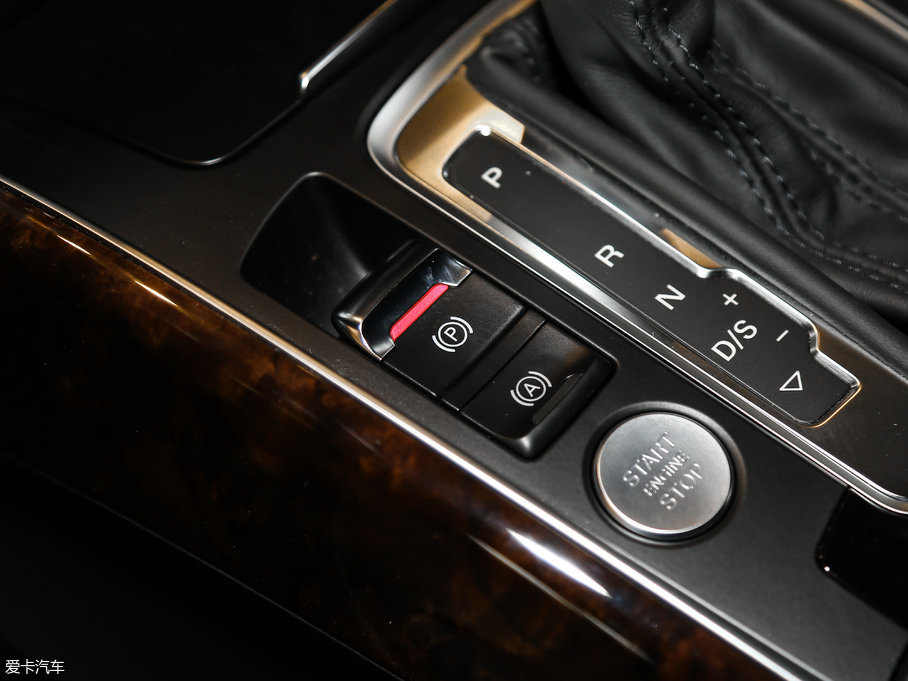 2017WQ5 Plus 40 TFSI A