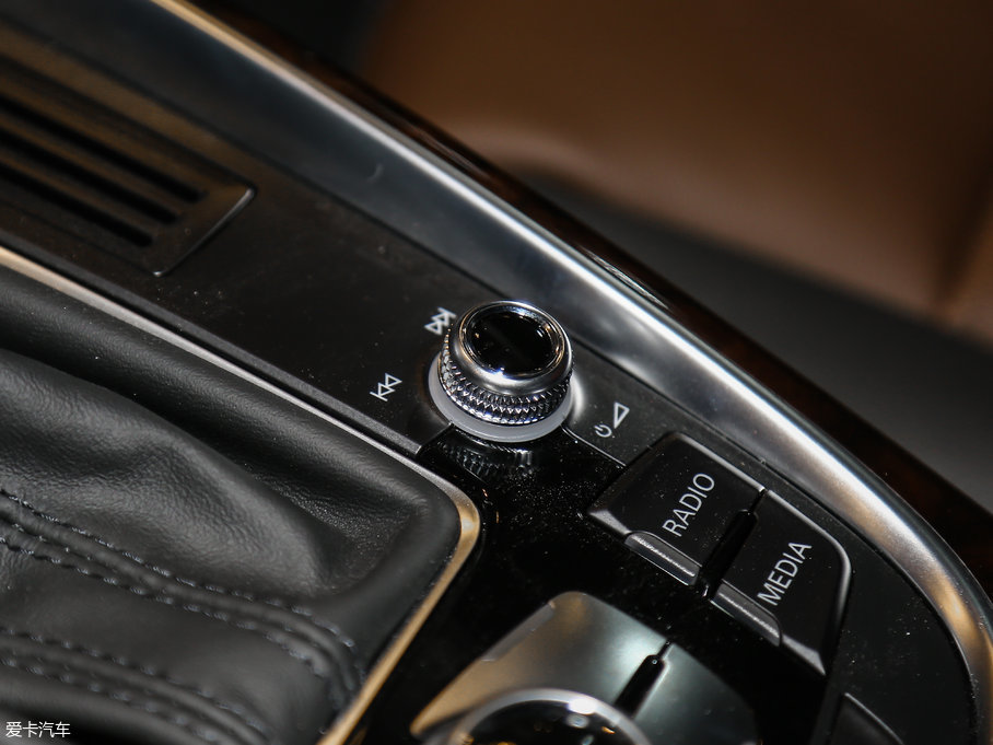 2017WQ5 Plus 40 TFSI A