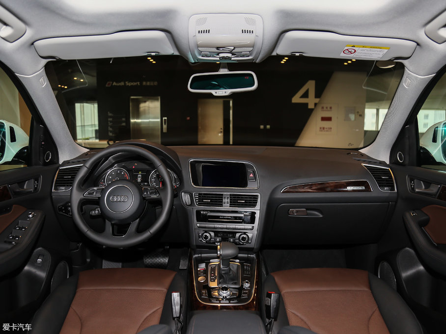 2017WQ5 Plus 40 TFSI A