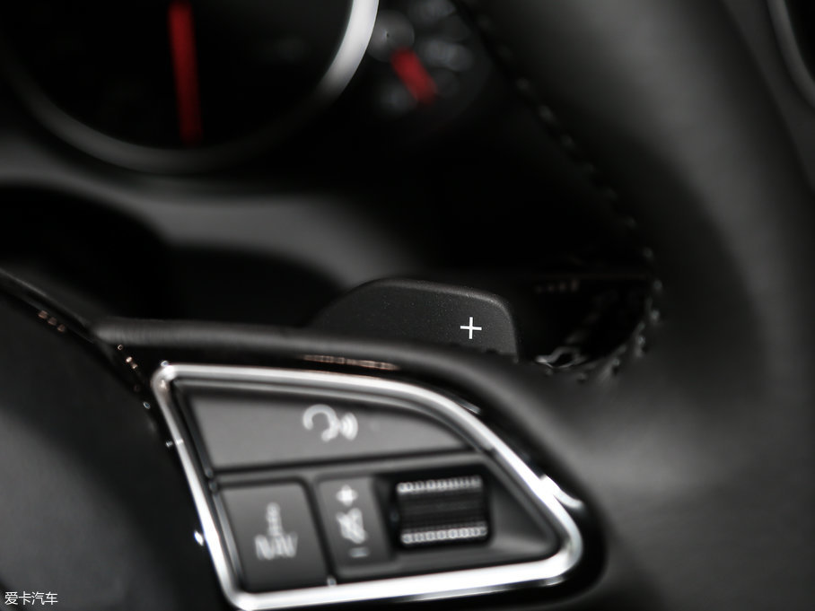 2017WQ5 Plus 40 TFSI A