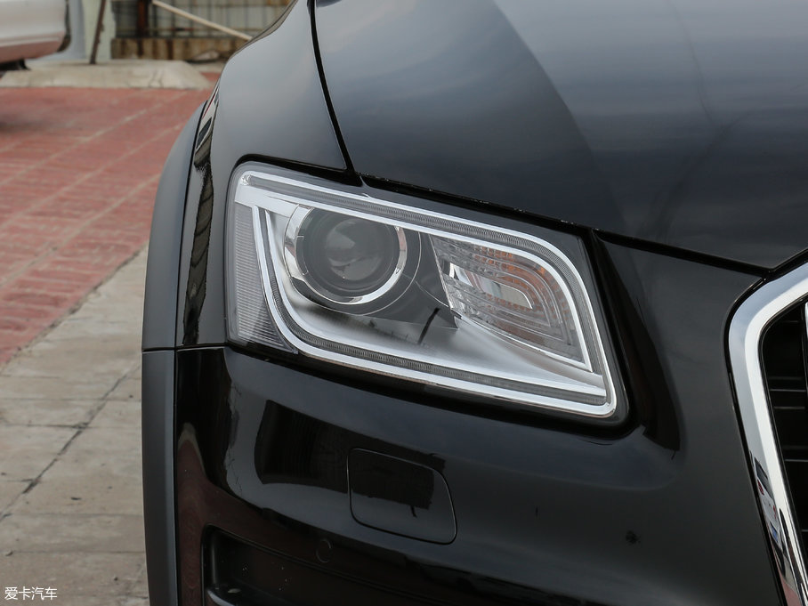 2017WQ5 Plus 40 TFSI m