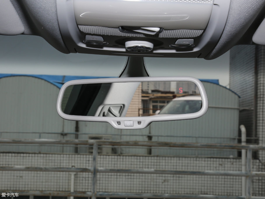 2017WQ5 Plus 40 TFSI m