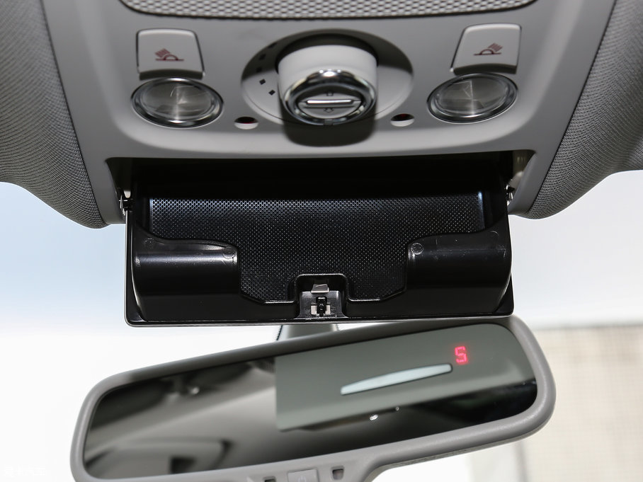 2017WQ5 Plus 40 TFSI m