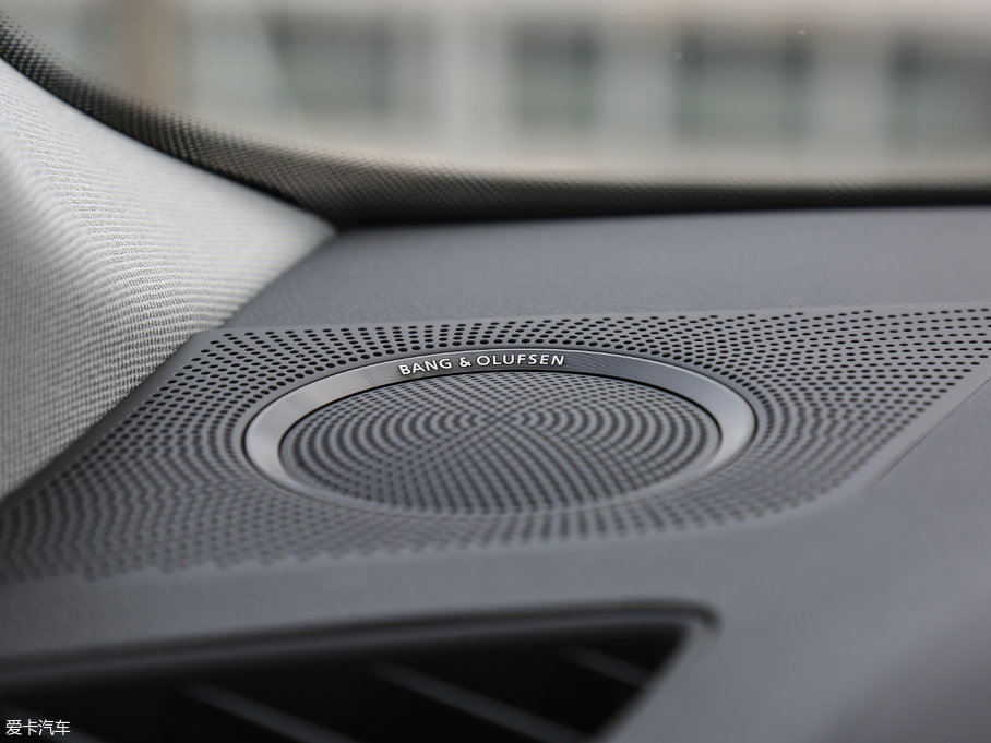 2017WQ5 Plus 40 TFSI m