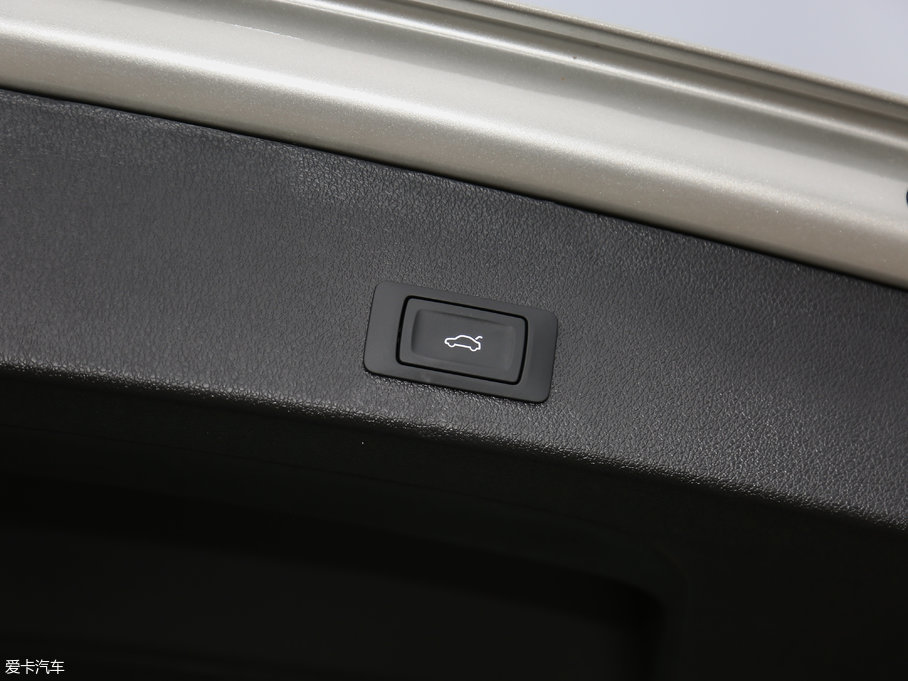 2017WQ5 Plus 40 TFSI g