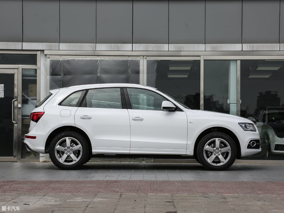 2017WQ5 Plus 40 TFSI Mȡ