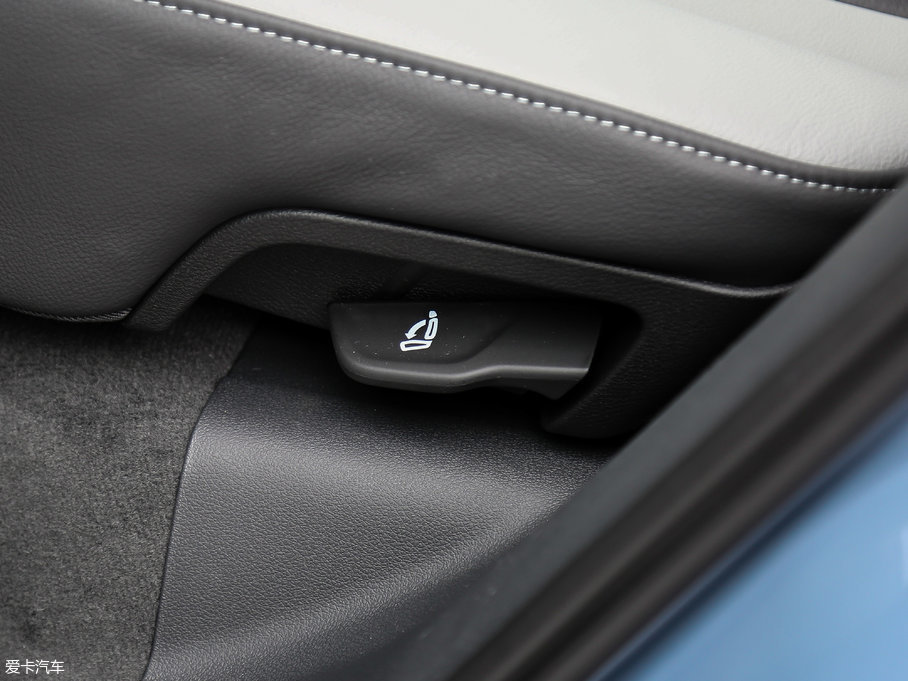 2017WQ5 Plus 40 TFSI g