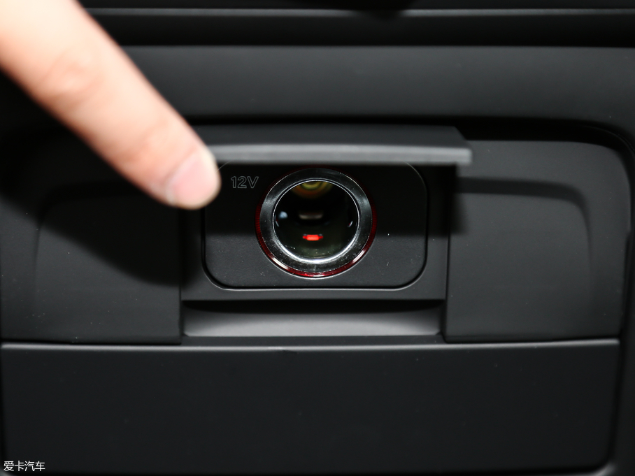 2017WQ5 Plus 40 TFSI Mȡ