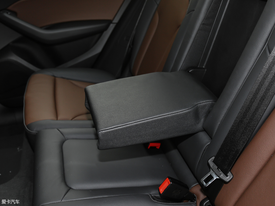 2017WQ5 Plus 40 TFSI Mȡ