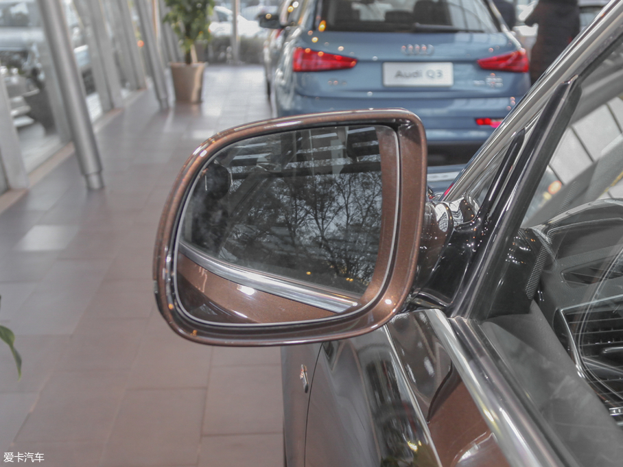 2017WQ5 Plus 40 TFSI Mȡ