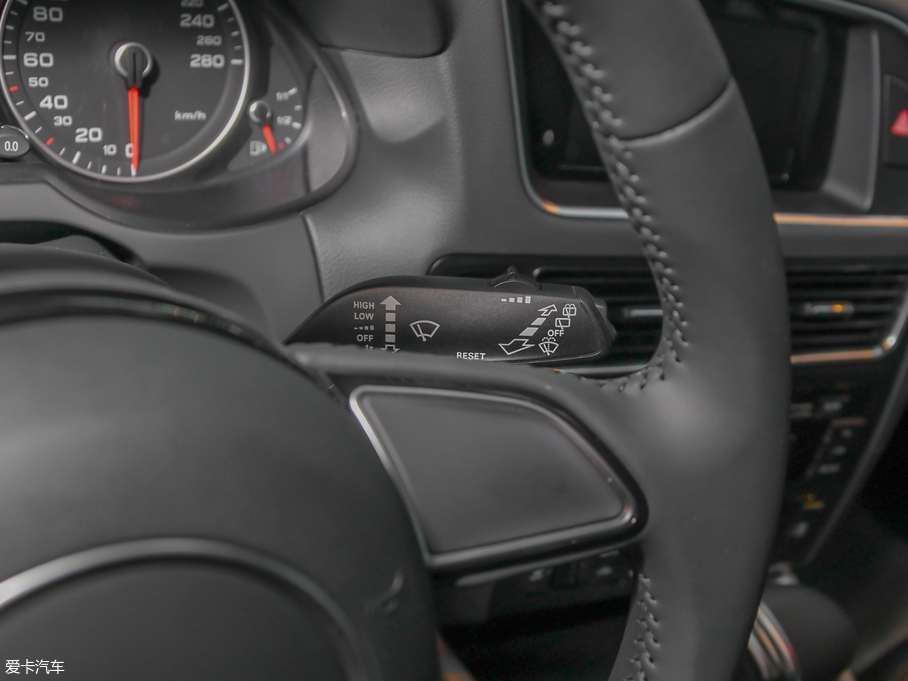 2017WQ5 Plus 40 TFSI Mȡ