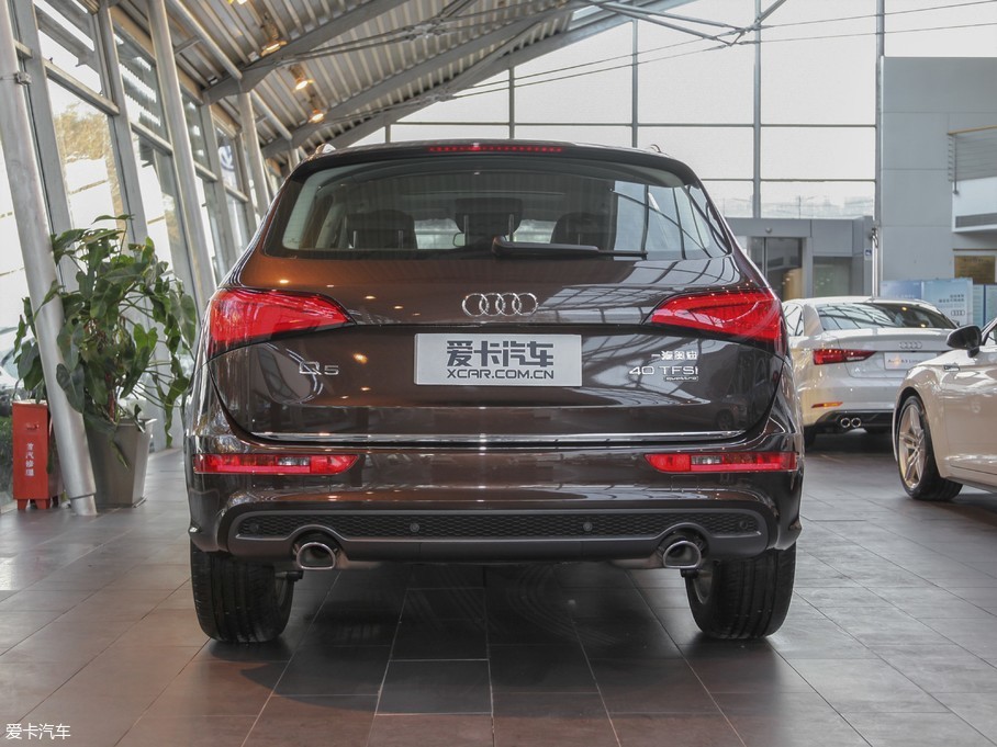 2017µQ5 Plus 40 TFSI ȡ