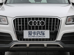 2017款Plus 40 TFSI 技术型 中网