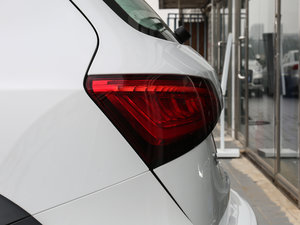 2017Plus 40 TFSI g ^