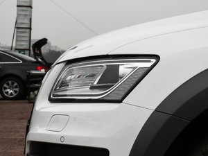 2017Plus 40 TFSI g ^