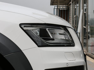 2017Plus 40 TFSI g ^