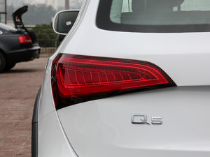 2017Plus 40 TFSI g ^