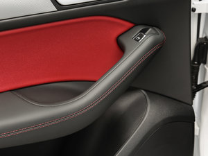 2017Plus 40 TFSI g g