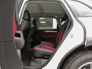 2017Plus 40 TFSI g ſg