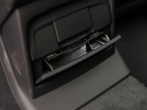 2017Plus 40 TFSI g g