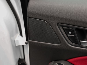 2017Plus 40 TFSI g g