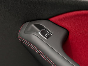 2017Plus 40 TFSI g g